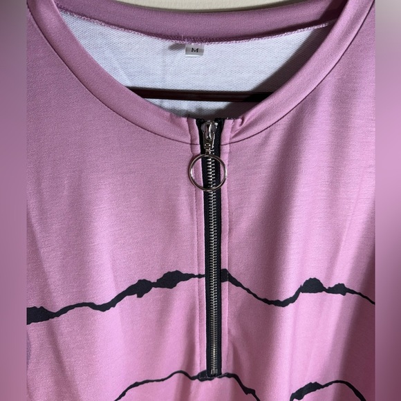Pre-loved zipper pullover pink with black stripes great condition Size Medium - Picture 4 of 9